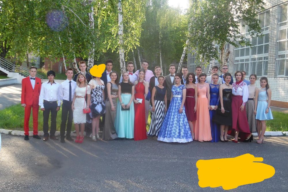 Нарядное платье продам