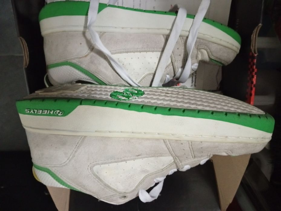 Sapatilhas com rodas tam.38