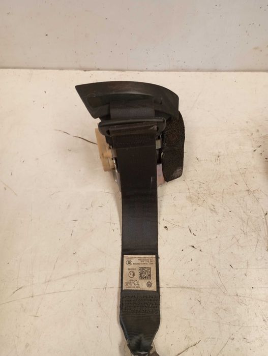 Cintos de Segurança Traseiros VW Scirocco (1K8857805/6)