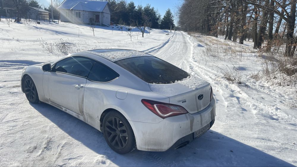 Hyundai Genesis Coupe 2013