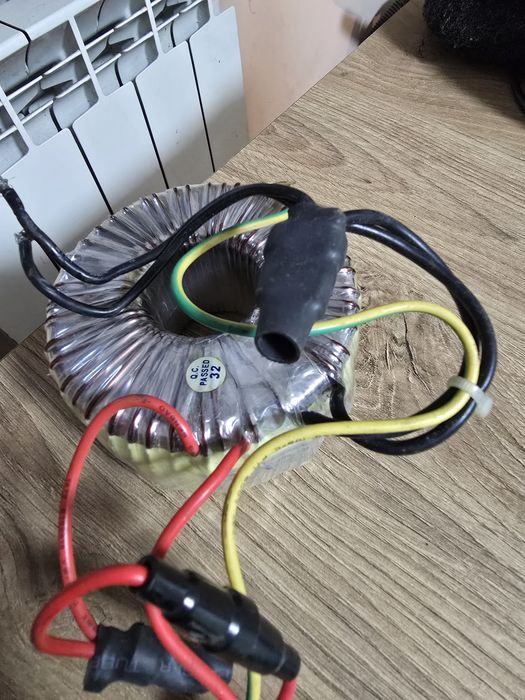 Transformator toroidalny 230v na 12V 8,75A 105VA