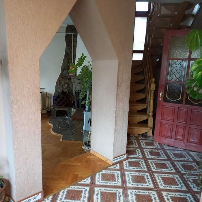 Продам цегляний будинок м.Самбір