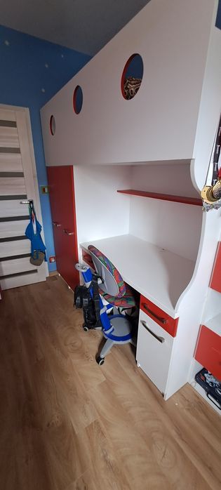 Łóżko piętrowe, biurko,szafa szafki
