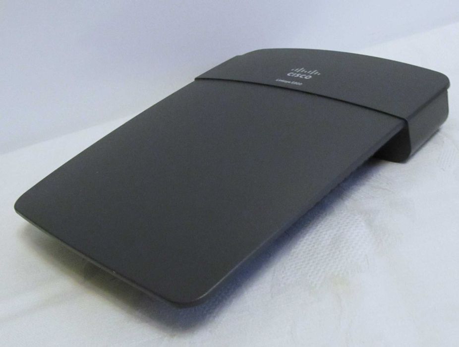 Маршрутизатор (роутер) Cisco Linksys E900 Wireless-N300 беспроводной