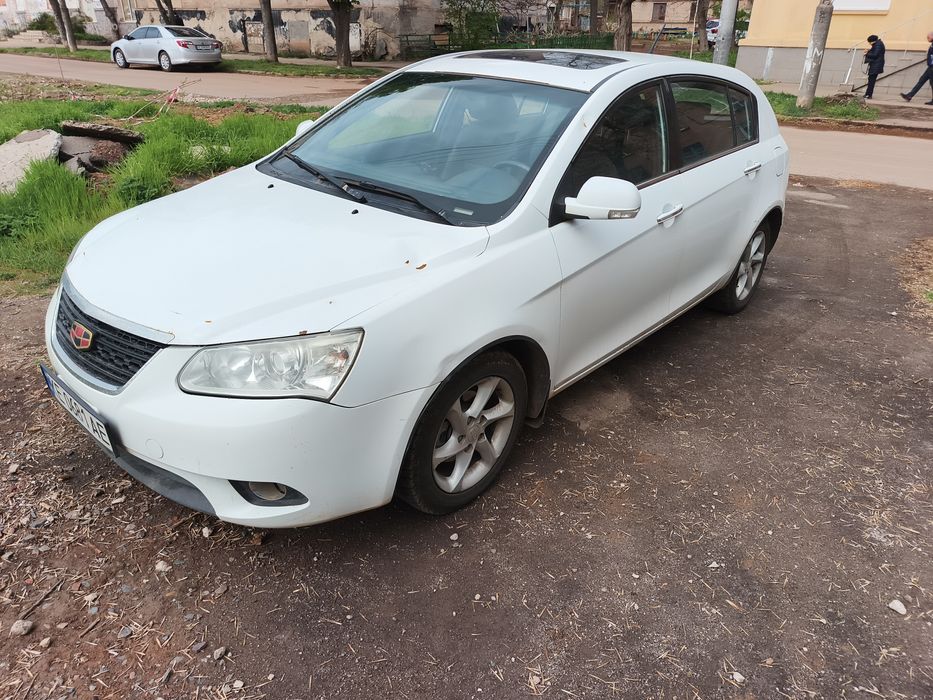 Geely Emgrand EC7-RV 2013 | 1.8 Газ/Бензин | Кожа + Люк