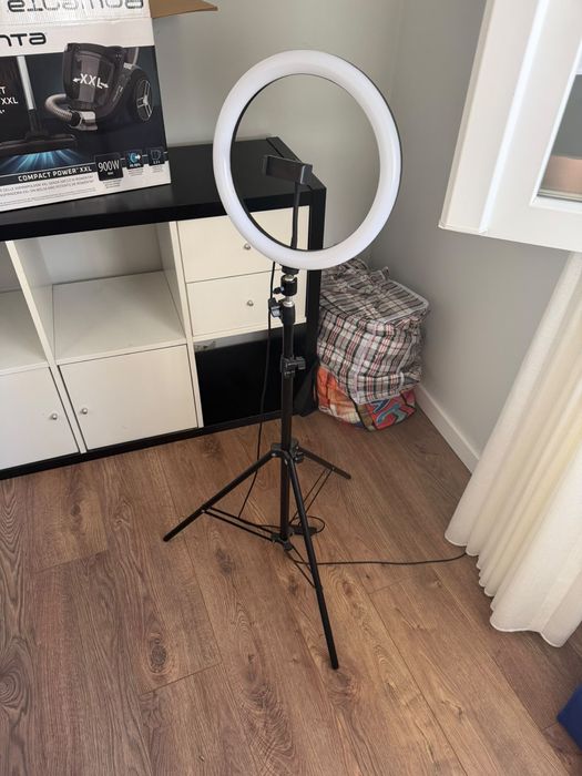 Ring Light LED com Tripé Ajustável e Suporte para Telemóvel
