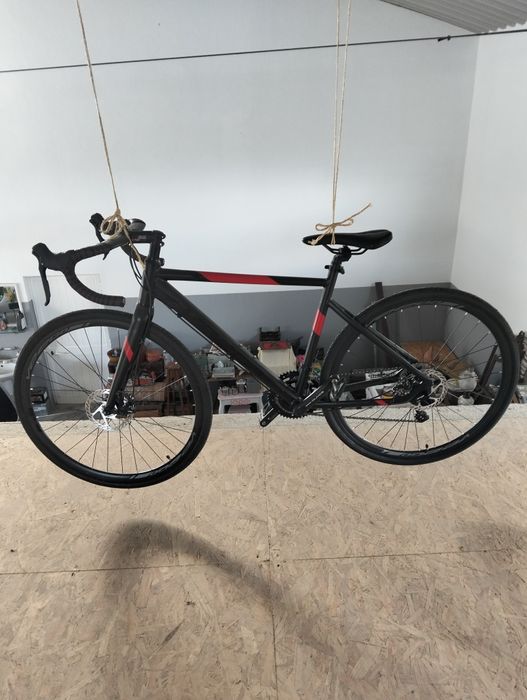 Bicicletas novas e usadas