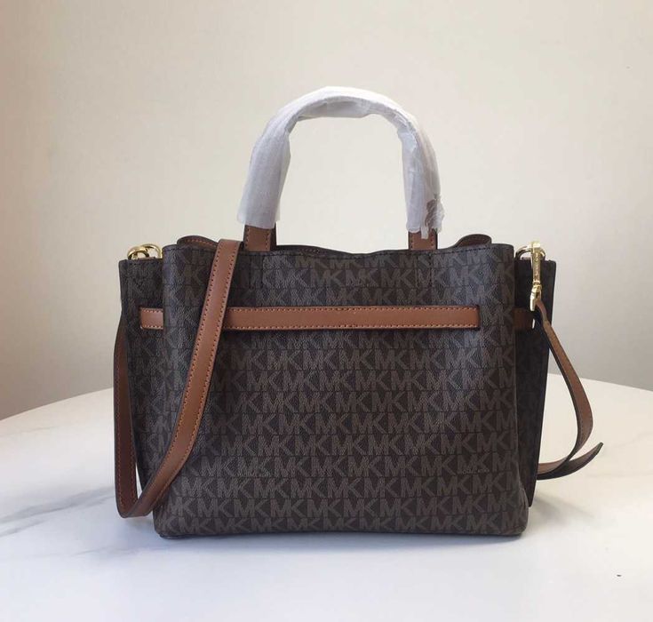 Сумка Michael Kors Emilia