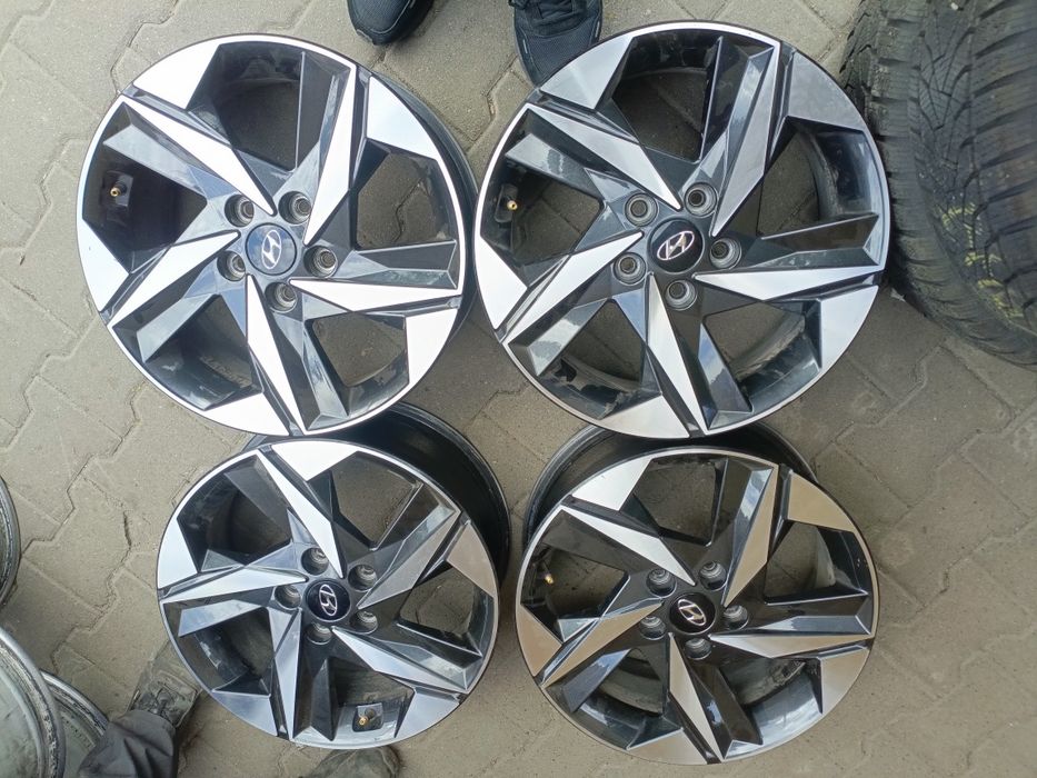 Felgi aluminiowe Hyundai Mazda Kia 7jx17 et49 5x114,3