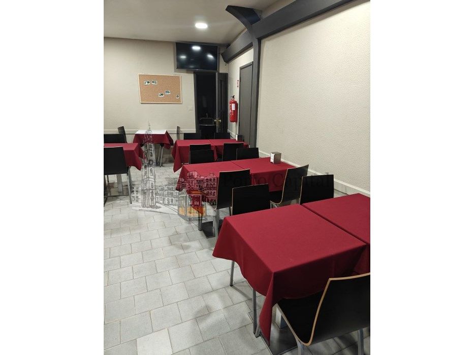 Restaurante para Trespasse junto ao Estádio do Dragão