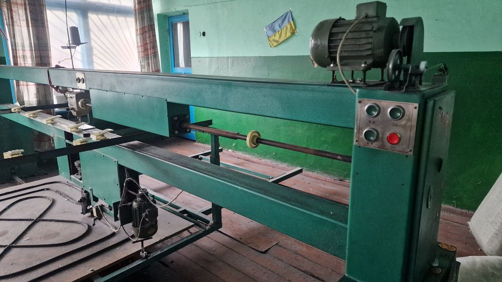Механічна стьогальна машинка для пошиву ковдр