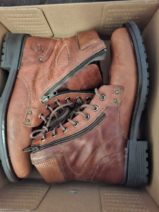 Botas pele Kngrs