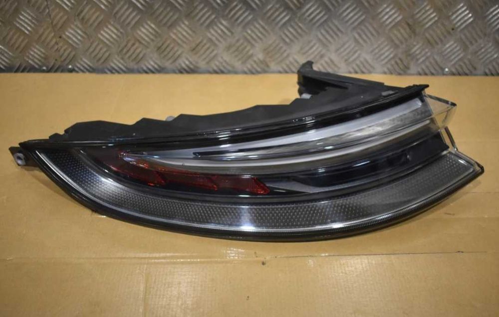 Lampy tył.porsche Panamera 971 lift USA