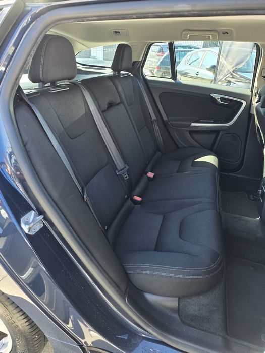 Volvo V60 D4 190cv