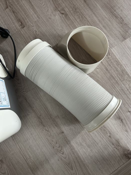 Klimatyzator z funkcją grzania, osuszacz, wentylator