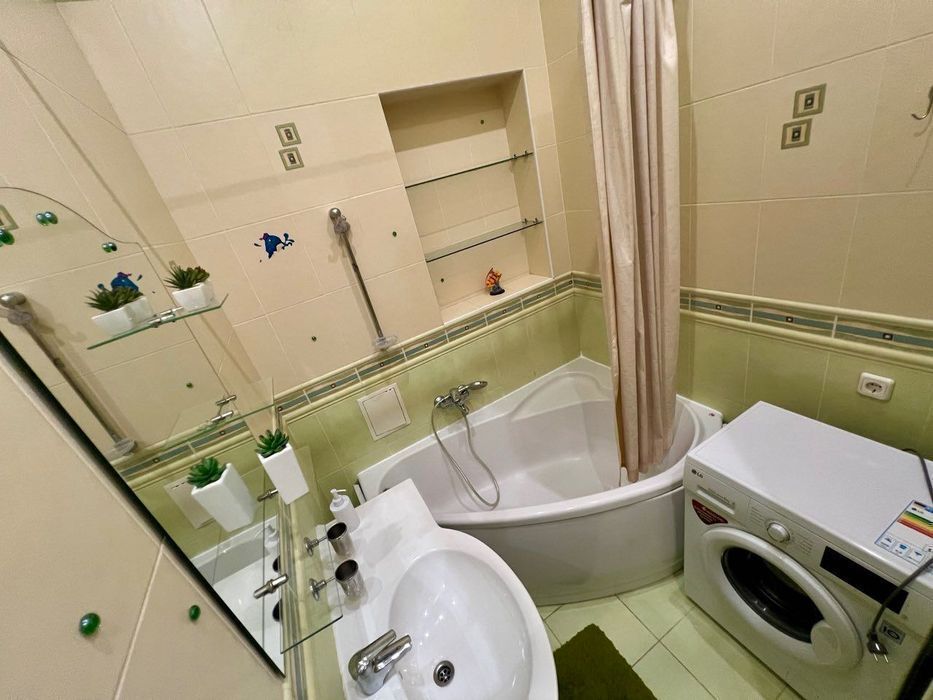 Знижка 40% на вечір Центр метро Хрещатик  Люкс Подобово Лютеранська 7