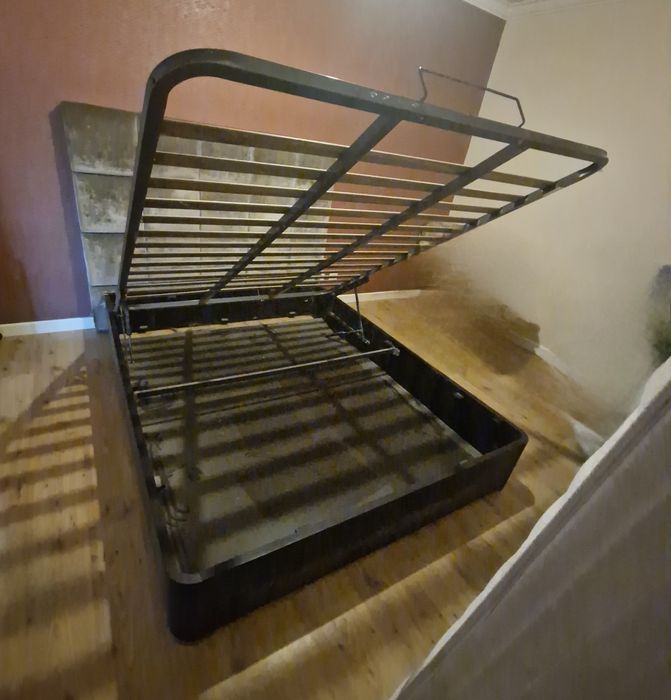 Conjunto Cama Casal: Sommier Rebatível + Cabeceira Estofada + Colchão Lusocolchão Mónaco