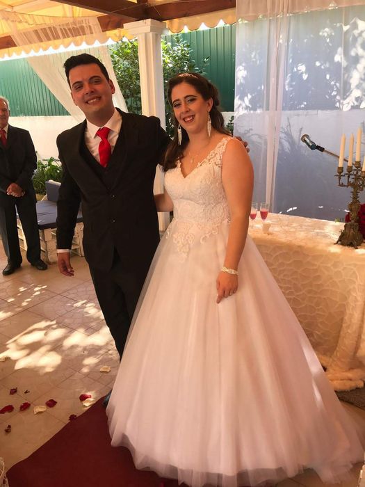 Urgente vendo Vestido de Noiva