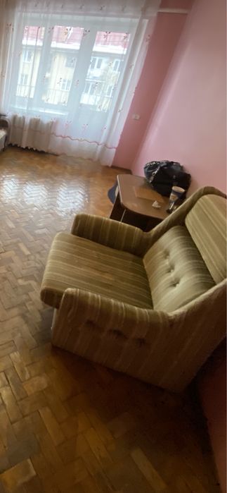 мягке розкладне крісло