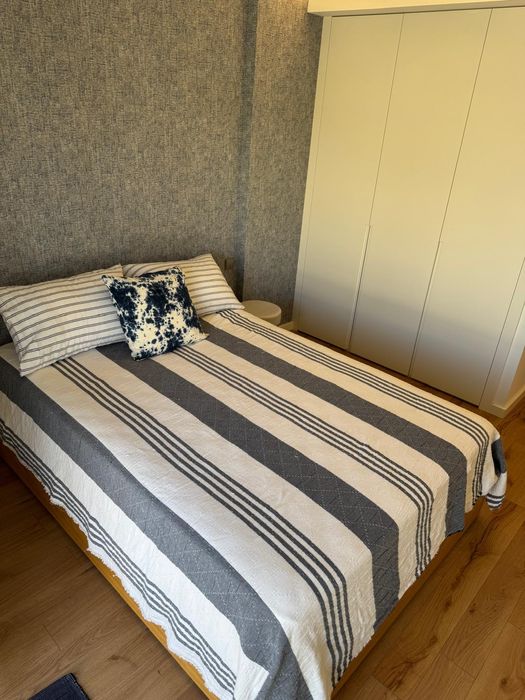 Apartamento T2 à venda na Avenida de Fernão de Magalhães
Bonfim, Porto, Porto