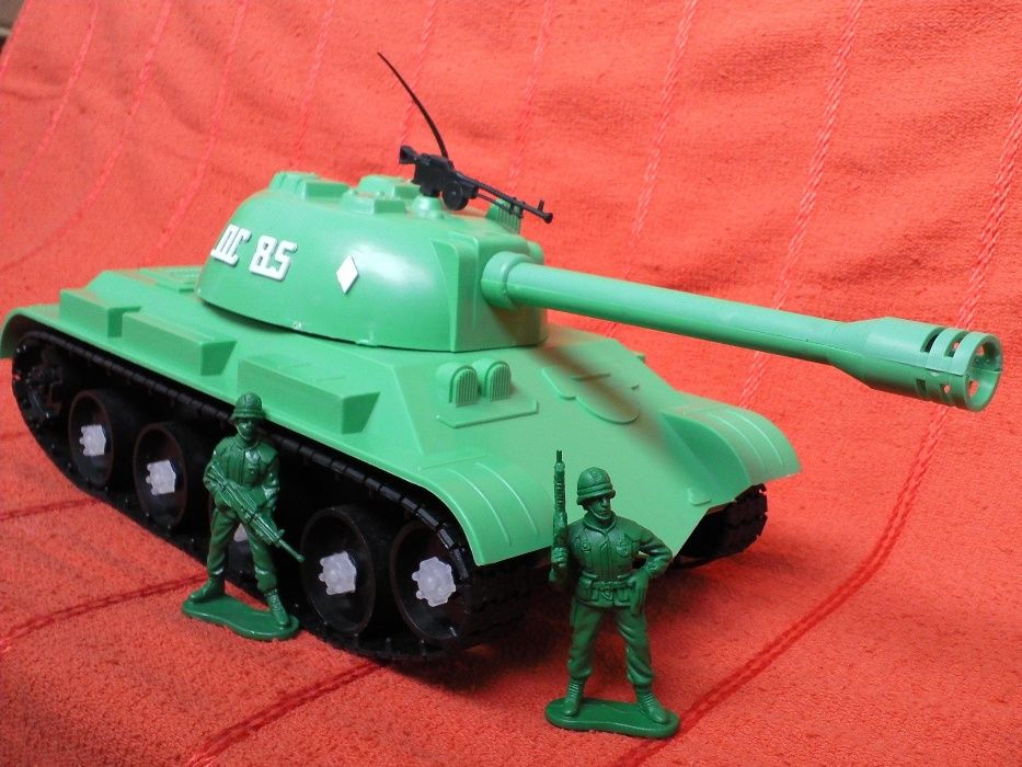 кран,Танк Ис на пульте управлении,СССР.луноход