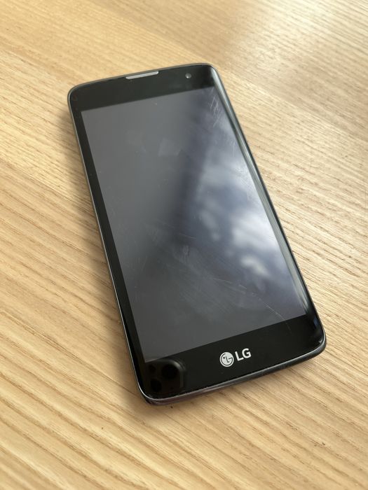 Телефон мобільний LG