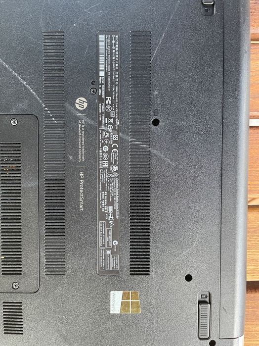 Laptop hp po serwisie