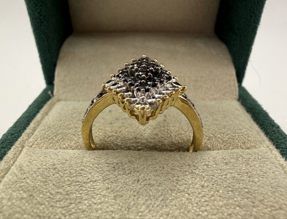 Złoty pierścionek z diamentami 0,33ct
