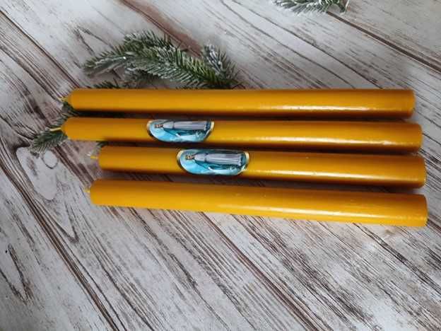 Gromnica z wosku pszczelego