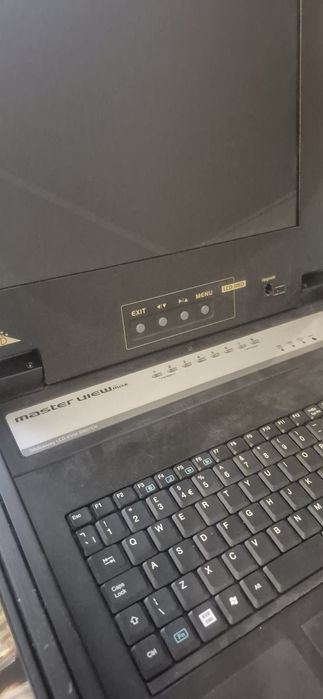8-Port PS/2 Slideaway LCD KVM Switch ATEN