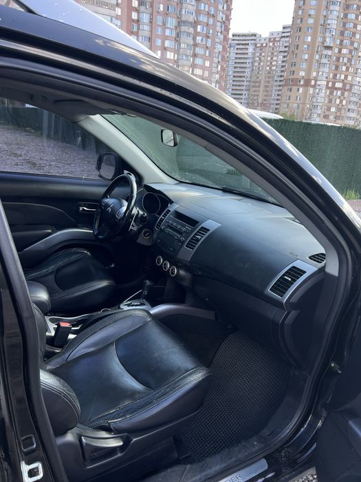 Mitsubishi outlander 2.4 газ/бенз