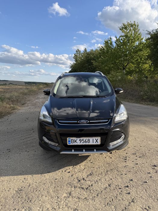 машина Ford Kuga