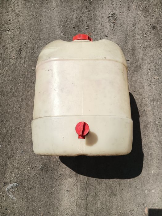 Duża  Bańka 30 L z Kranikiem