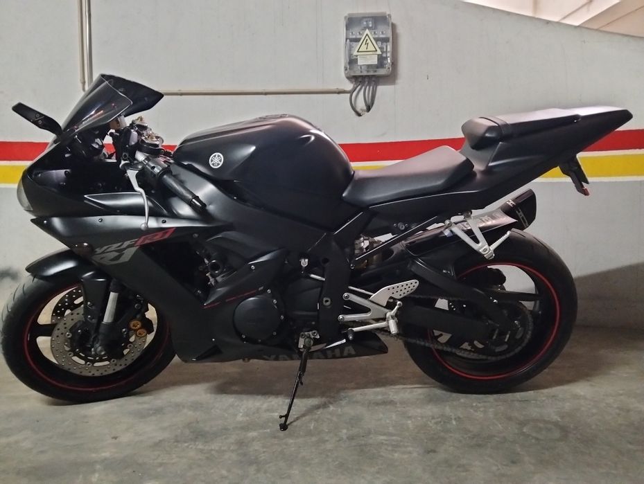 Yamaha YZF R1 2003 (TROCA)