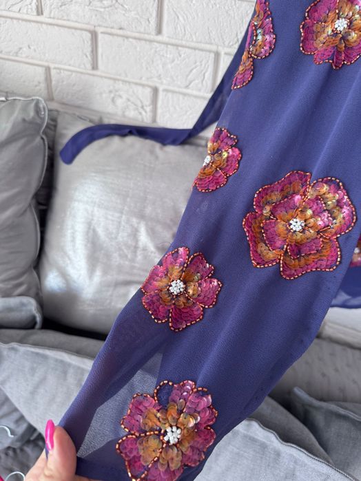 Piękna sukienka z aplikacjami l/xl asos