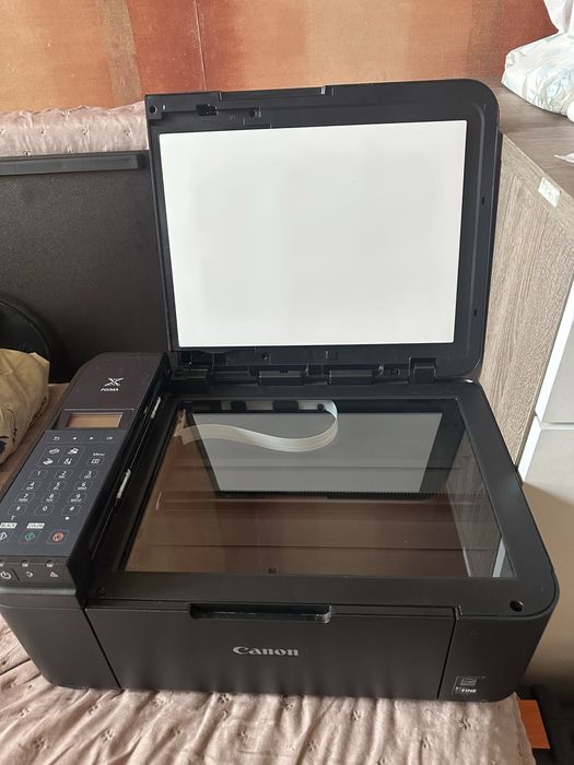 Canon pixma E484 принтер
