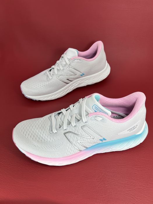 Жіночі бігові кросівки   43р.New Balance Fresh Foam X Evoz v3