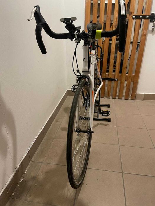 Rower szosowy INDIANA ORUS M20 BIAŁY