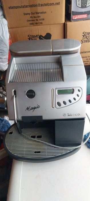 Кофеварка, кофемашина Saeco