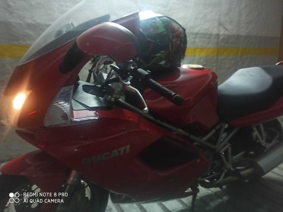 Ducati ST3 em bom estado