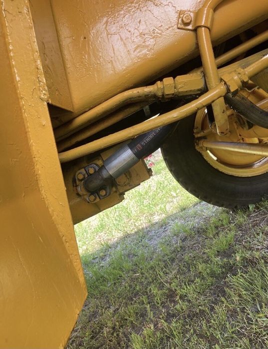 Фронтальный погрузчик UN 053  продам