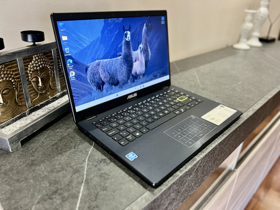 Asus Vivobook Intel/4Gb RAM Autonomia 8h