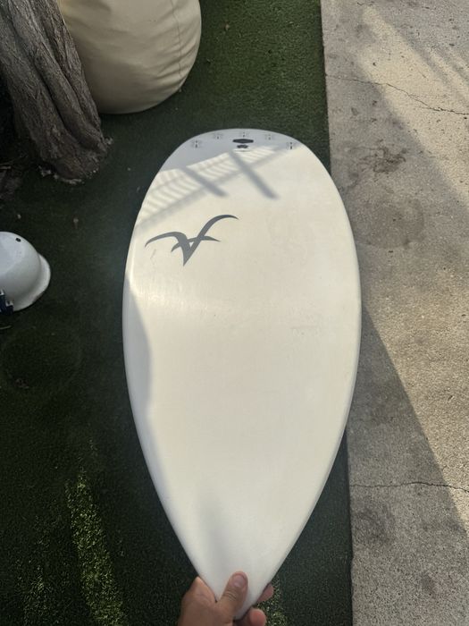 Prancha de Surf Aloha EPS Carbon
