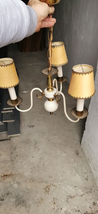 Żyrandol rustykalny na 3 żarówki