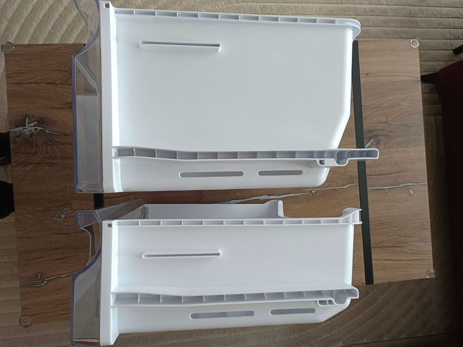 Środkowa szuflada zamrażarki do lodówki Samsung 36x46,6 Full open