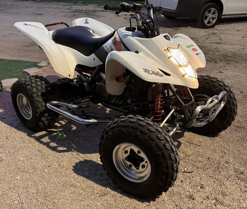 Suzuki LTZ 400 Matriculada