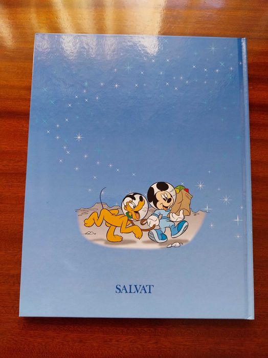 O Espaço, livro didático com personagens da Disney, muito bom estado,