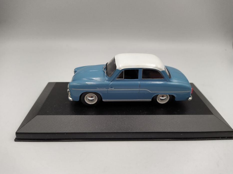 Syrena 102 deagostini kultowe auta PRL 1:43