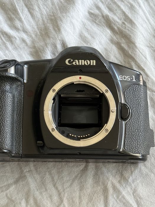 професійна плівкова фотокамера canon eos 1
