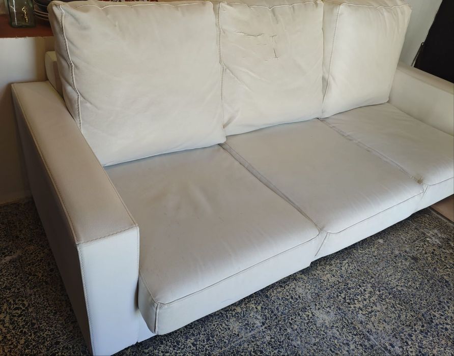 Sofá branco 3 lugares